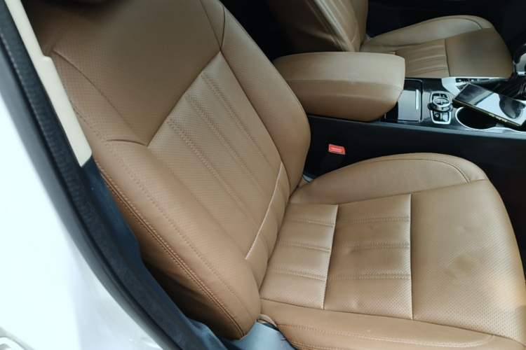 Used CHANGAN CS95 2017 2.0T Four-Wheel Drive SmartDrive Edition Right Front Seat