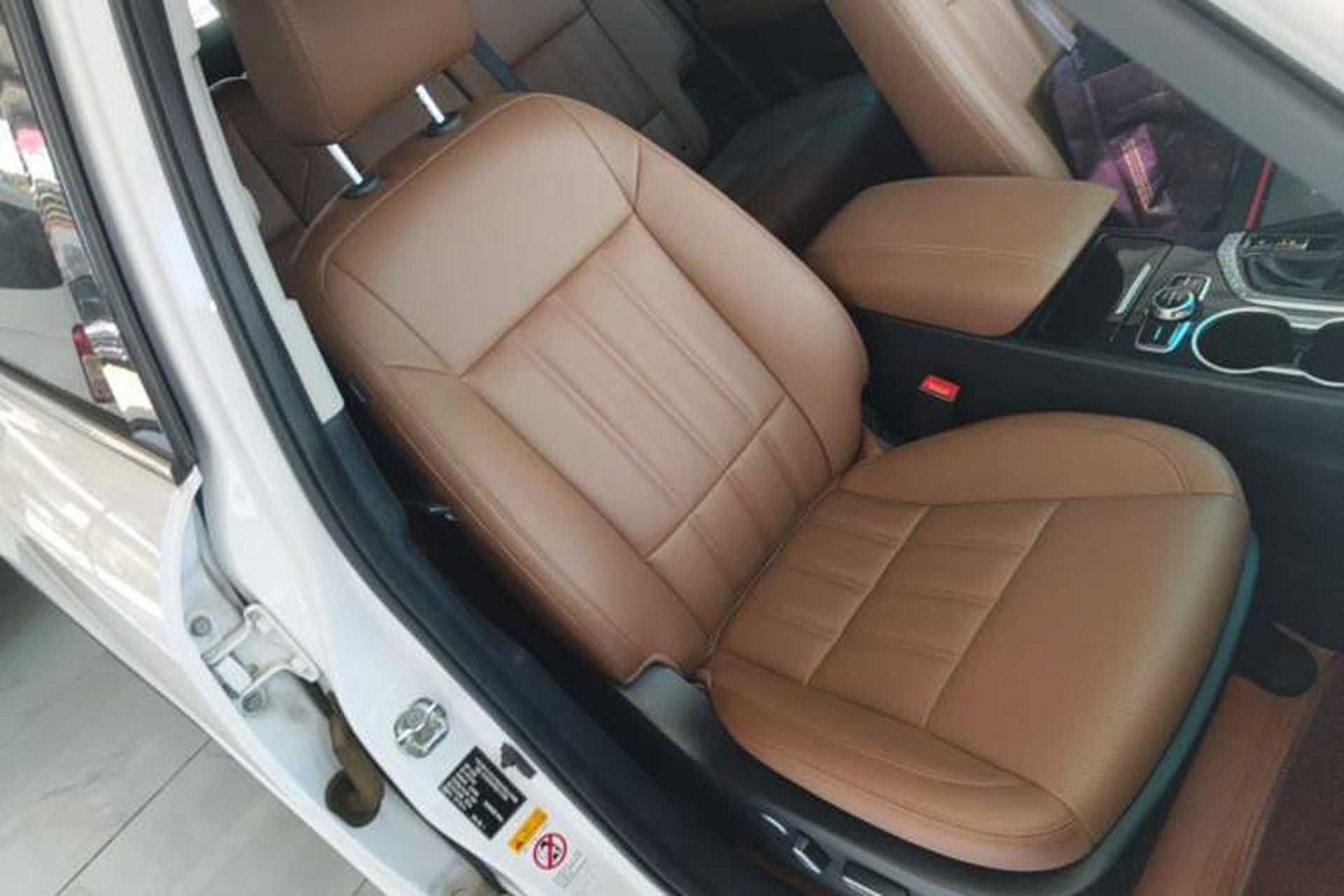Used CHANGAN CS95 2017 2.0T Two-Wheel Drive Zhitu Edition Right Front Seat