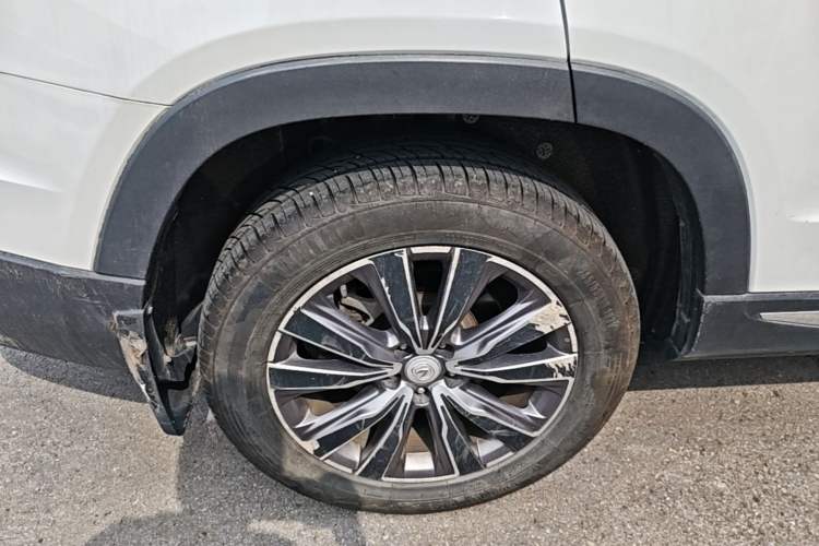 Used CHANGAN CS95 2017 2.0T Two-Wheel Drive Zhituo Edition Right Rear Wheel Hub