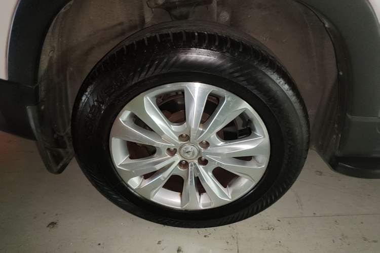 Used CHANGAN CS95 2017 2.0T Two-Wheel Drive Zhiyuan Edition Right Rear Wheel Hub