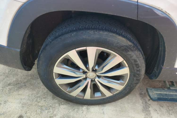 Used CHANGAN CS95 2017 2.0T Two-Wheel Drive Zhitu Edition Right Rear Wheel Hub