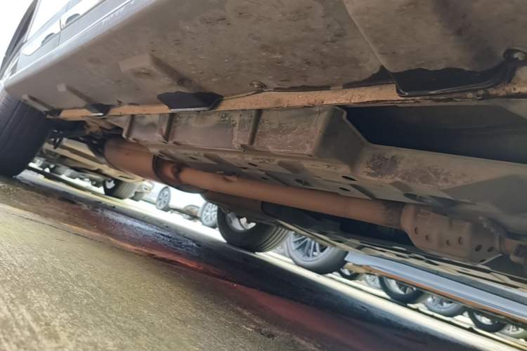 Used CHANGAN CS95 2017 2.0T Two-Wheel Drive Zhituo Edition Right Side Sill