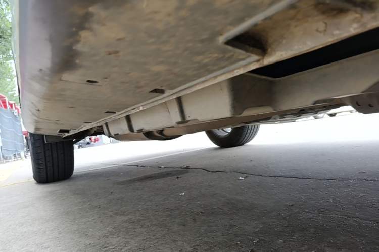 Used CHANGAN CS95 2017 2.0T Four-Wheel Drive SmartDrive Edition Right Side Sill