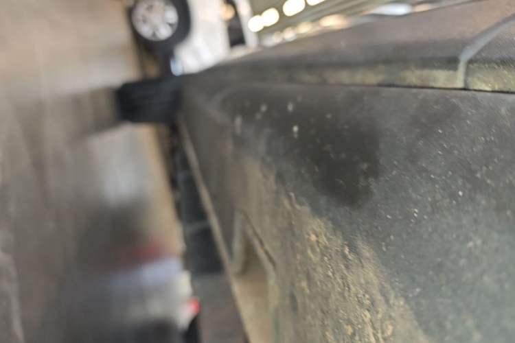 Used CHANGAN CS95 2017 2.0T Two-Wheel Drive Zhiyuan Edition Right Side Sill