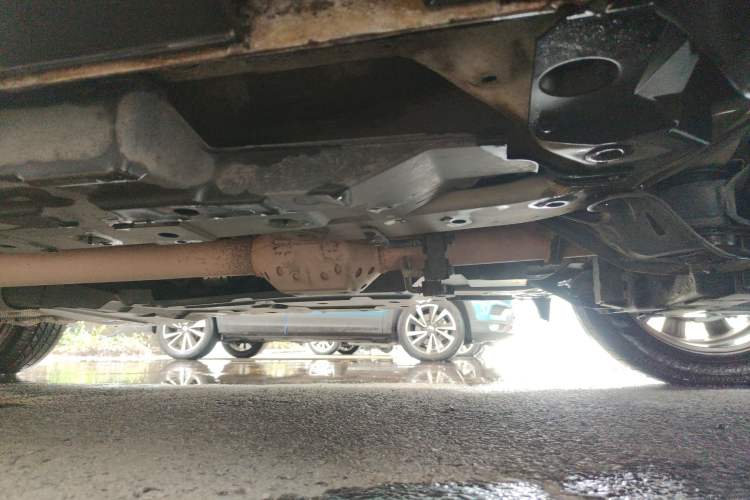 Used CHANGAN CS95 2017 2.0T Two-Wheel Drive Zhitu Edition Right Side Sill