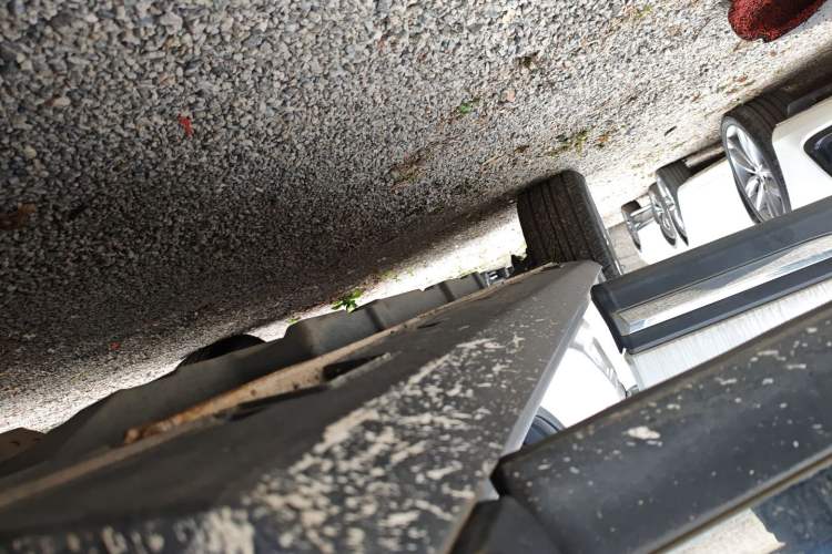 Used CHANGAN CS95 2017 2.0T Two-Wheel Drive Zhitu Edition Right Side Sill