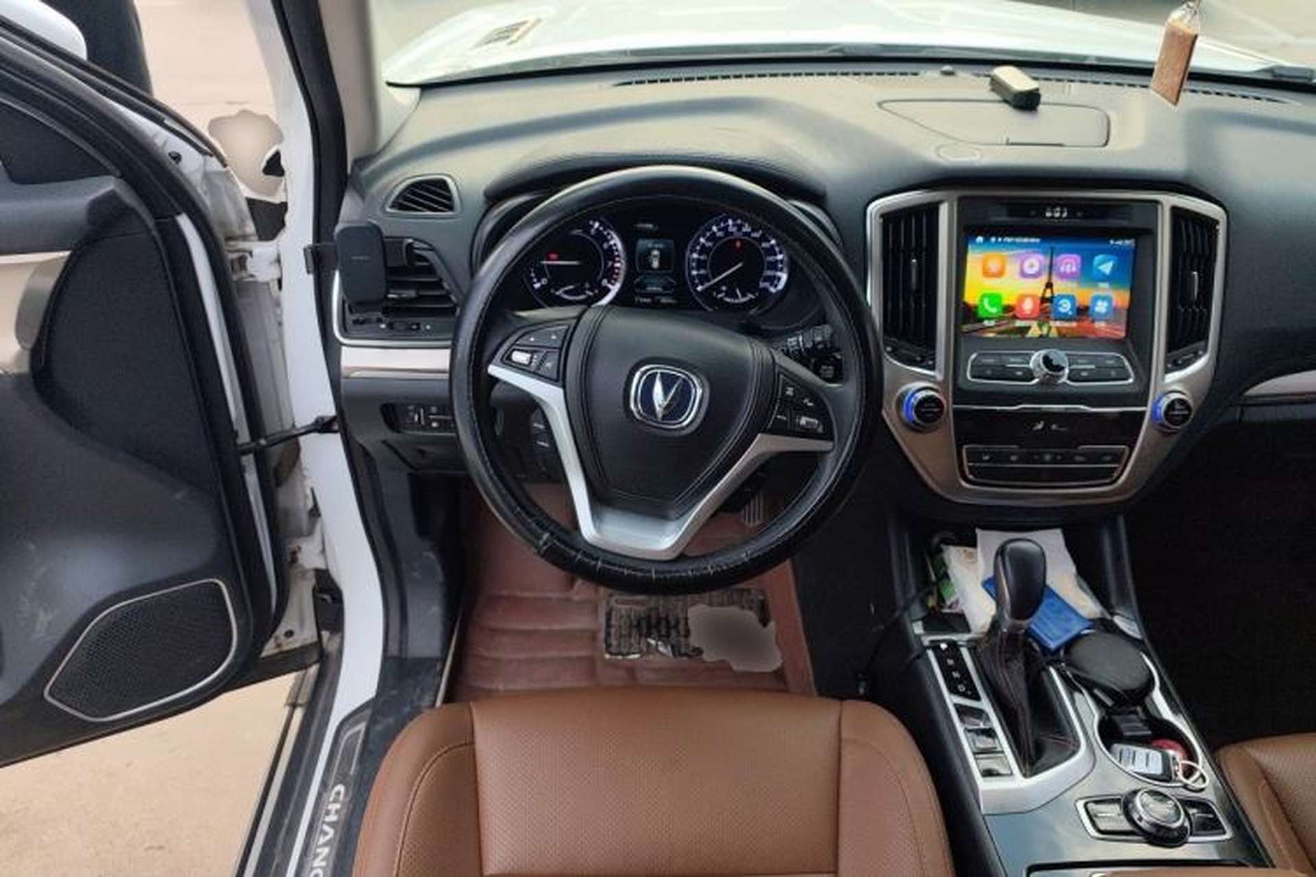 Used CHANGAN CS95 2017 2.0T Two-Wheel Drive Zhitu Edition Steering Wheel