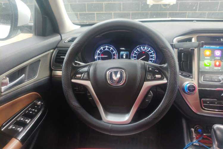 Used CHANGAN CS95 2017 2.0T Four-Wheel Drive SmartDrive Edition Steering Wheel