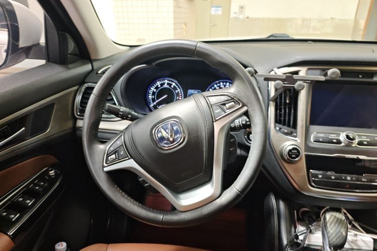 Used CHANGAN CS95 2017 2.0T Four-Wheel Drive SmartDrive Edition Steering Wheel