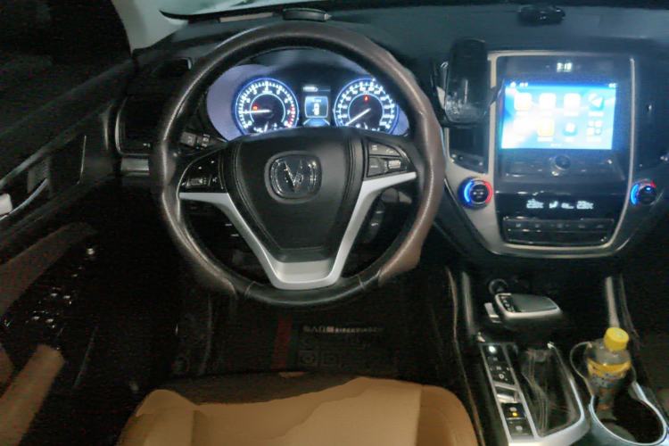Used CHANGAN CS95 2017 2.0T Two-Wheel Drive Zhitu Edition Steering Wheel