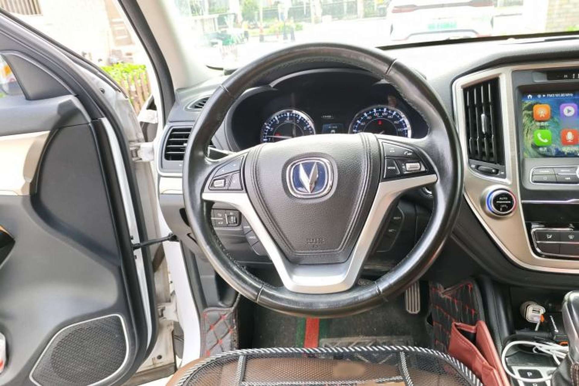 Used CHANGAN CS95 2017 2.0T Two-Wheel Drive Zhitu Edition Steering Wheel