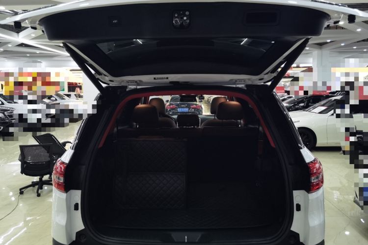 Used CHANGAN CS95 2017 2.0T Two-Wheel Drive Zhitu Edition Trunk