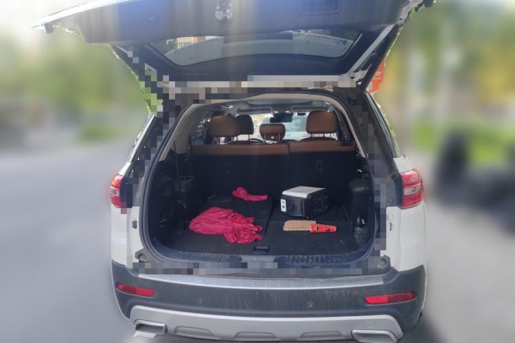 Used CHANGAN CS95 2017 2.0T Two-Wheel Drive Zhituo Edition Trunk