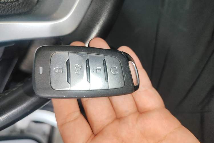 Used CHANGAN CS95 2017 2.0T Two-Wheel Drive Zhituo Edition Vehicle Key