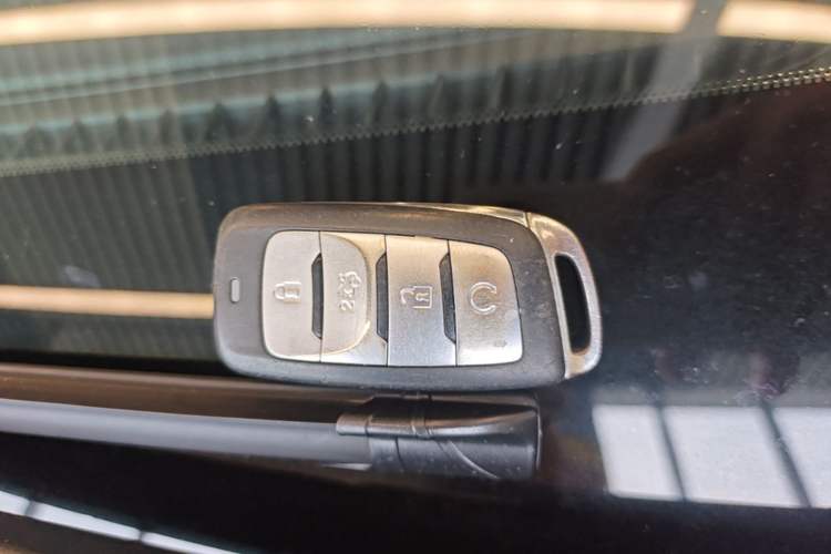 Used CHANGAN CS95 2017 2.0T Two-Wheel Drive Zhiyuan Edition Vehicle Key