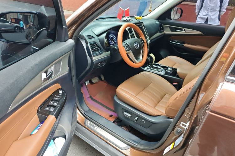 Used CHANGAN CS95 2017 2.0T Two-Wheel Drive Zhitu Edition Driver Seat