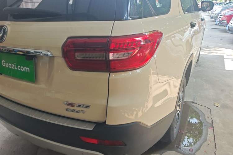 Used CHANGAN CS95 2017 2.0T Two-Wheel Drive Zhiyuan Edition Right Rear Taillight