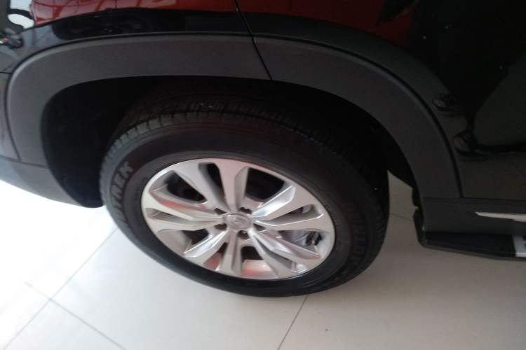 Used CHANGAN CS95 2018 2.0T Four-Wheel Drive Glory Edition Exterior 5