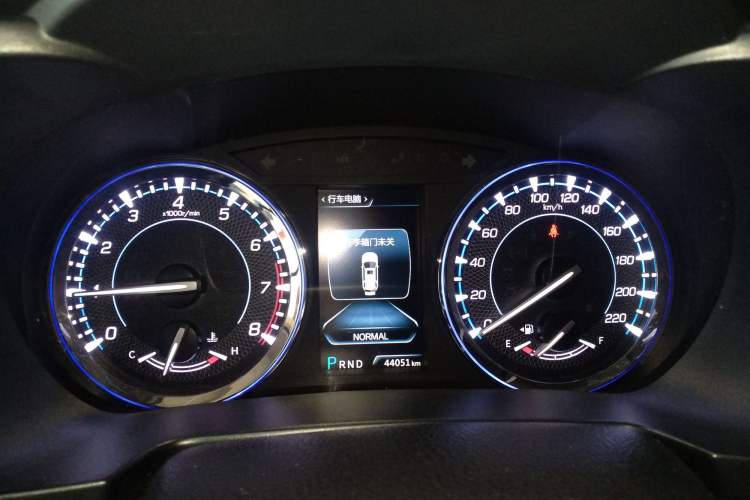 Used CHANGAN CS95 2018 2.0T Four-Wheel Drive Glory Edition Instrument Cluster