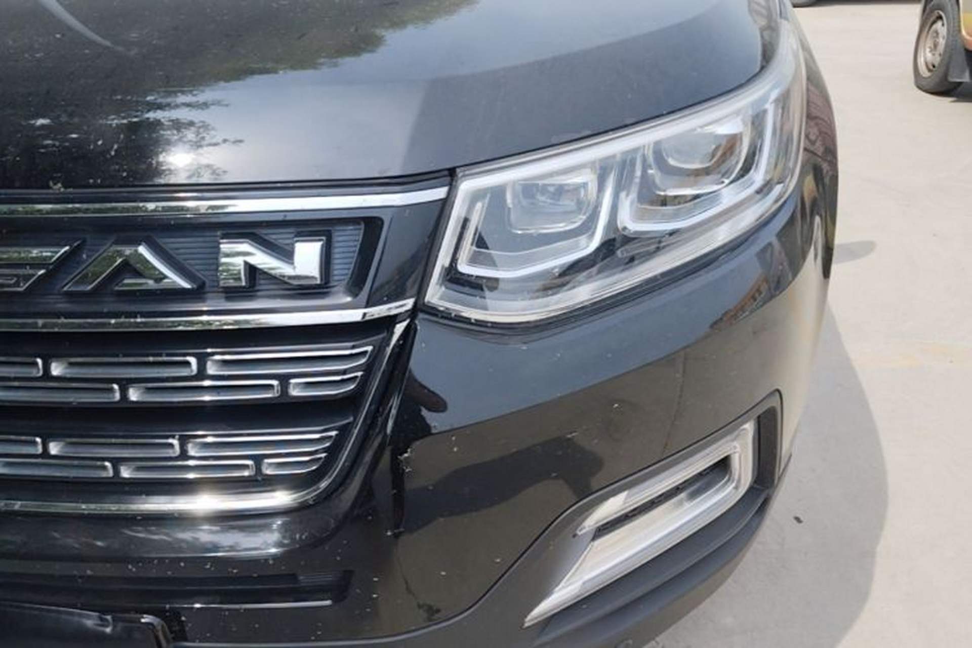 Used CHANGAN CS95 2018 2.0T Four-Wheel Drive Glory Edition Left Front Headlight