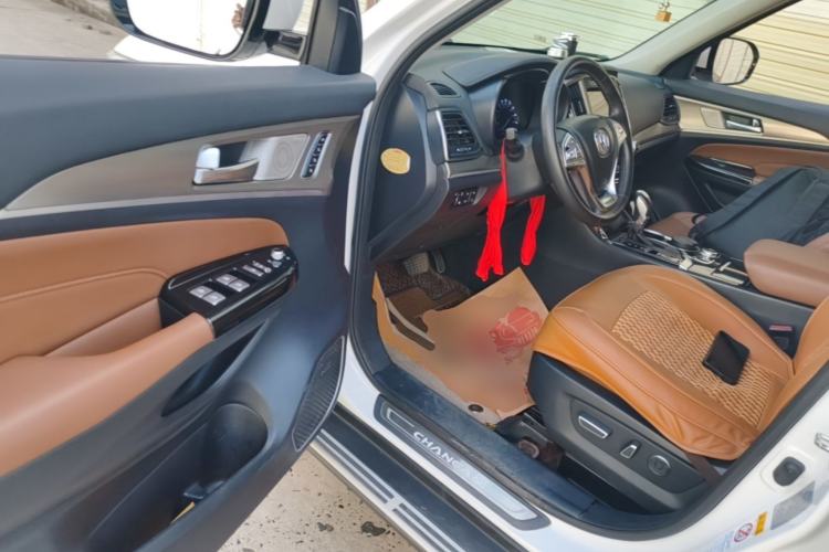 Used CHANGAN CS95 2018 2.0T Four-Wheel Drive Glory Edition Driver Seat