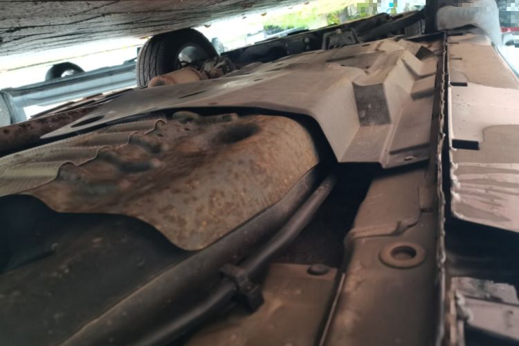 Used CHANGAN CS95 2019 2.0T Two-Wheel-Drive Luxury Version Chassis Rear Left