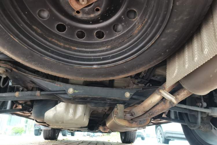 Used CHANGAN CS95 2019 2.0T Two-Wheel-Drive Luxury Version Chassis Rear