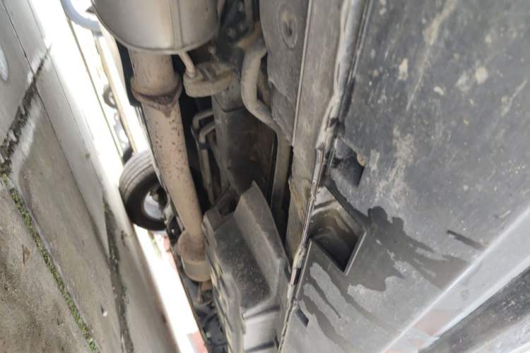 Used CHANGAN CS95 2019 2.0T Four-Wheel Drive Luxury Version Chassis Rear Right