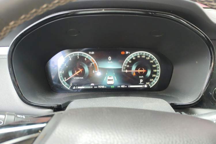 Used CHANGAN CS95 2019 2.0T Four-Wheel Drive Luxury Version Instrument Cluster