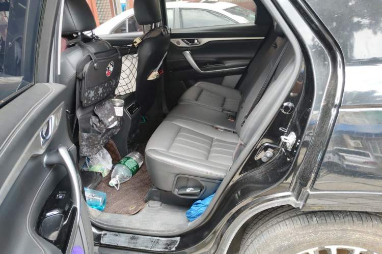 Used CHANGAN CS95 2019 2.0T Four-Wheel Drive Luxury Version Left Rear Seat
