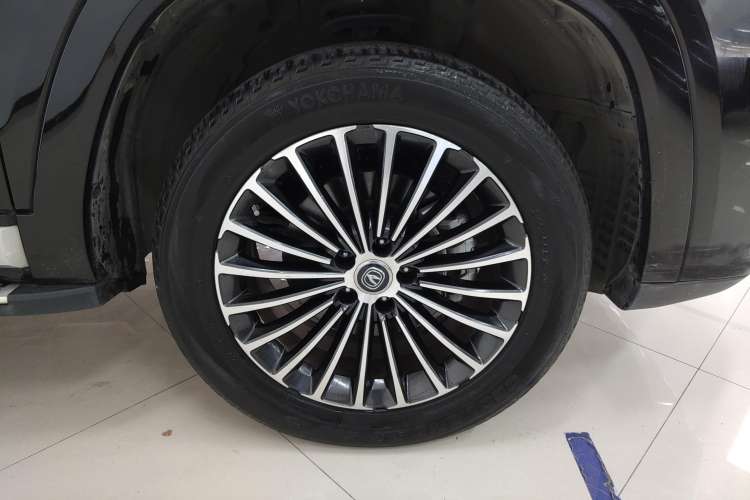 Used CHANGAN CS95 2019 2.0T Two-Wheel-Drive Luxury Version Right Front Wheel Hub