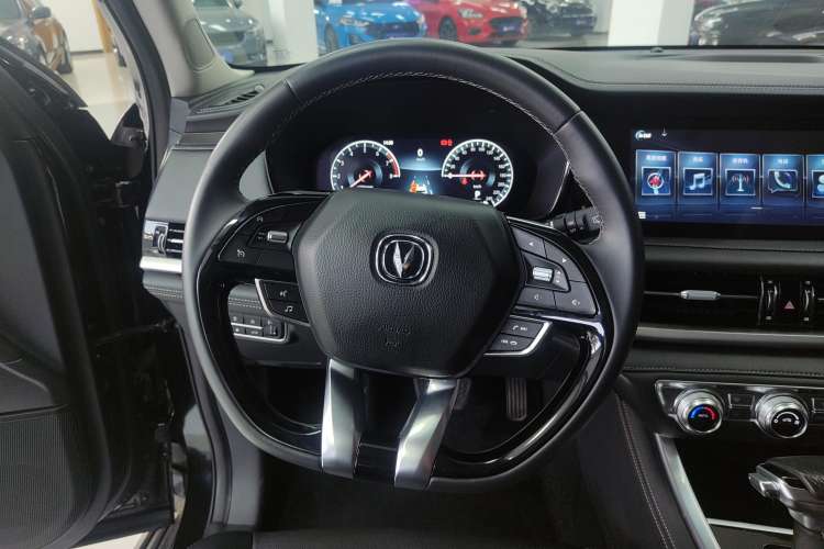 Used CHANGAN CS95 2019 2.0T Two-Wheel-Drive Luxury Version Steering Wheel