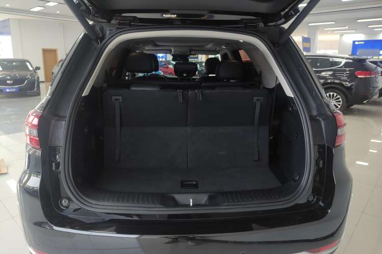 Used CHANGAN CS95 2019 2.0T Two-Wheel-Drive Luxury Version Trunk
