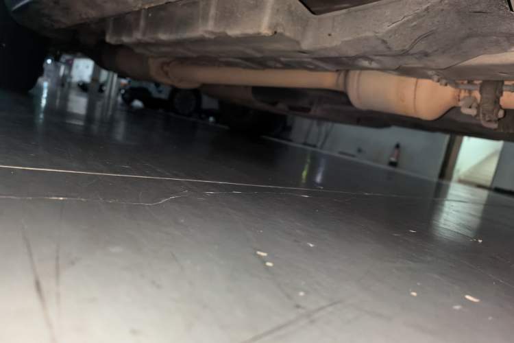 Used CHANGAN CS95 2019 2.0T Two-Wheel-Drive Prestige Version Chassis Front Right