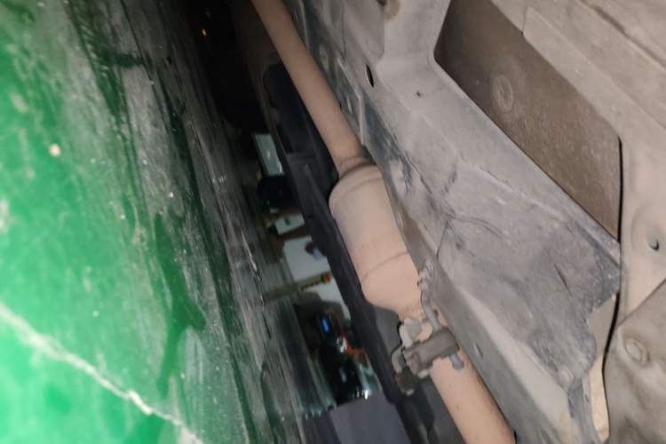 Used CHANGAN CS95 2019 2.0T Two-Wheel-Drive Luxury Version Chassis Front Right