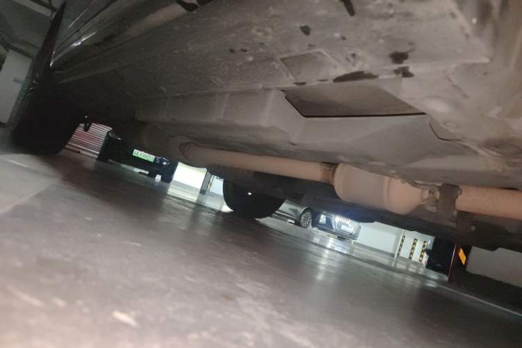 Used CHANGAN CS95 2019 2.0T Two-Wheel-Drive Prestige Version Chassis Front Right