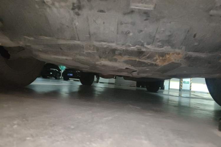 Used CHANGAN CS95 2019 2.0T Two-Wheel-Drive Prestige Version Chassis Front