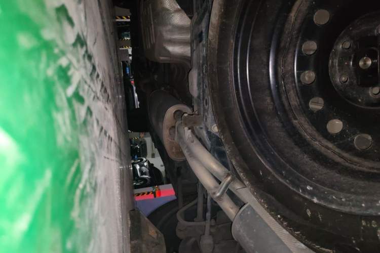 Used CHANGAN CS95 2019 2.0T Two-Wheel-Drive Luxury Version Chassis Rear