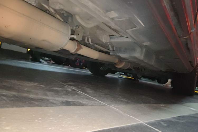 Used CHANGAN CS95 2019 2.0T Two-Wheel-Drive Prestige Version Chassis Rear Right