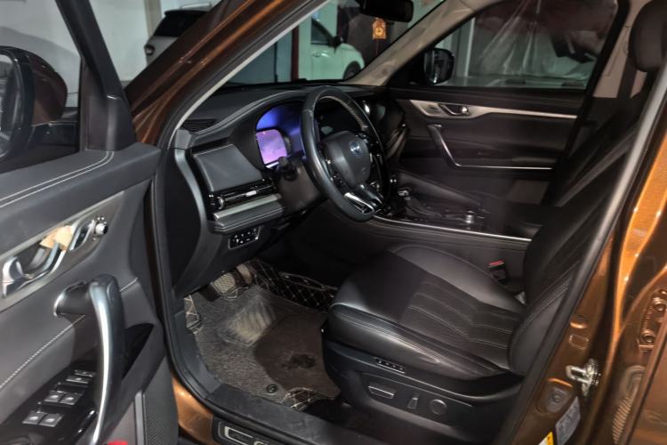Used CHANGAN CS95 2019 2.0T Two-Wheel-Drive Prestige Version Driver Seat