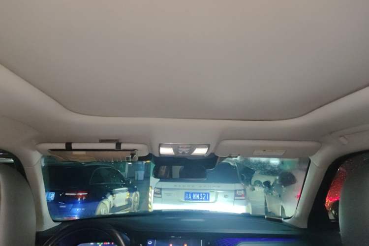 Used CHANGAN CS95 2019 2.0T Two-Wheel-Drive Prestige Version Headliner
