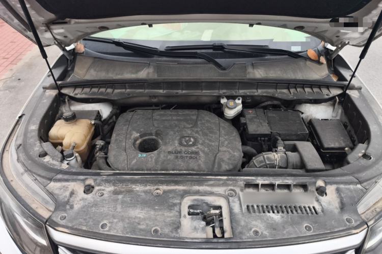Used CHANGAN CS95 2019 2.0T Two-Wheel-Drive Luxury Version Engine Bay