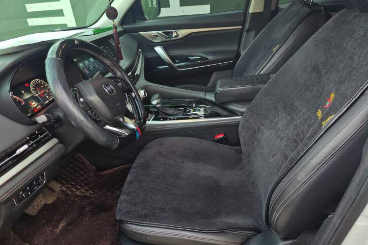 Used CHANGAN CS95 2019 2.0T Two-Wheel-Drive Luxury Version Left Front Seat
