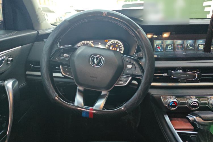 Used CHANGAN CS95 2019 2.0T Two-Wheel-Drive Luxury Version Steering Wheel