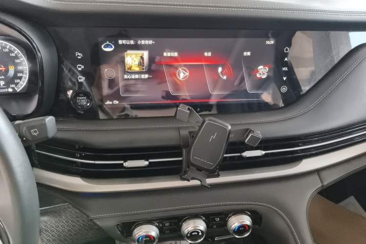 Used CHANGAN CS95 2019 2.0T Two-Wheel-Drive Prestige Version Audio And AC Panel