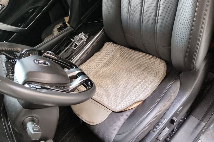 Used CHANGAN CS95 2019 2.0T Two-Wheel-Drive Prestige Version Left Front Seat