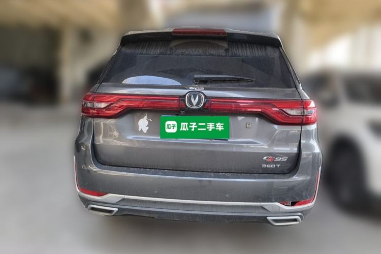 Used CHANGAN CS95 2019 2.0T Two-Wheel-Drive Prestige Version Rear