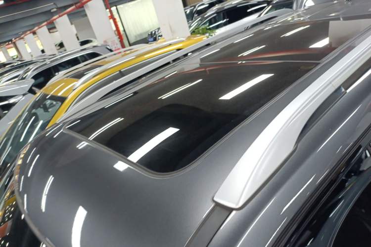 Used CHANGAN CS95 2019 2.0T Two-Wheel-Drive Luxury Version Roof