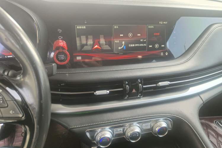 Used CHANGAN CS95 2019 2.0T Two-Wheel-Drive Luxury Version Audio And AC Panel