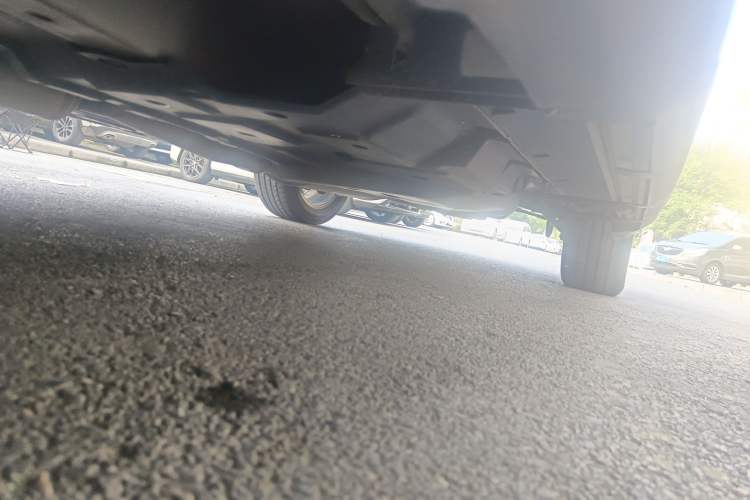 Used CHANGAN CS95 2019 2.0T Two-Wheel-Drive Luxury Version Chassis Front Left